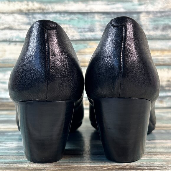 Comfortiva Womens 10M Classic Pumps Black Leather Dress Formal Comfort Work Shoe - Picture 5 of 10